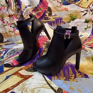 MICHAEL KORS Lawson Leather Open-Toe Ankle Boot heels